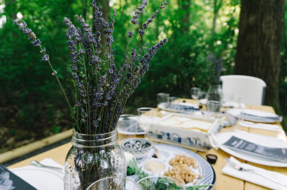 Seder table decor